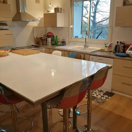 Maison Avec Vue Pyrenees Et Piscine Chauffee Дом отдыха